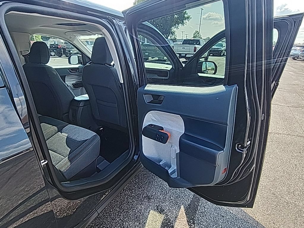 Certified 2022 Ford Maverick XLT FWD image 9