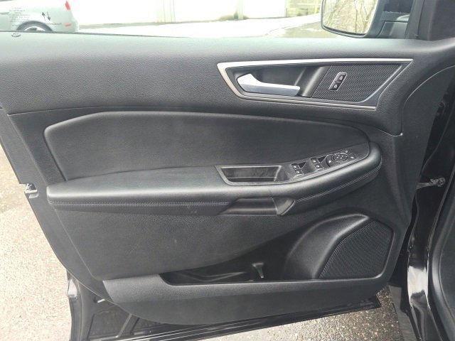 Certified 2022 Ford Edge SEL w/ Convenience Package image 9