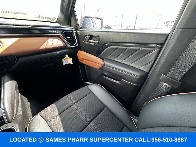Used 2024 GMC Canyon AT4 AWD/4WD image 18