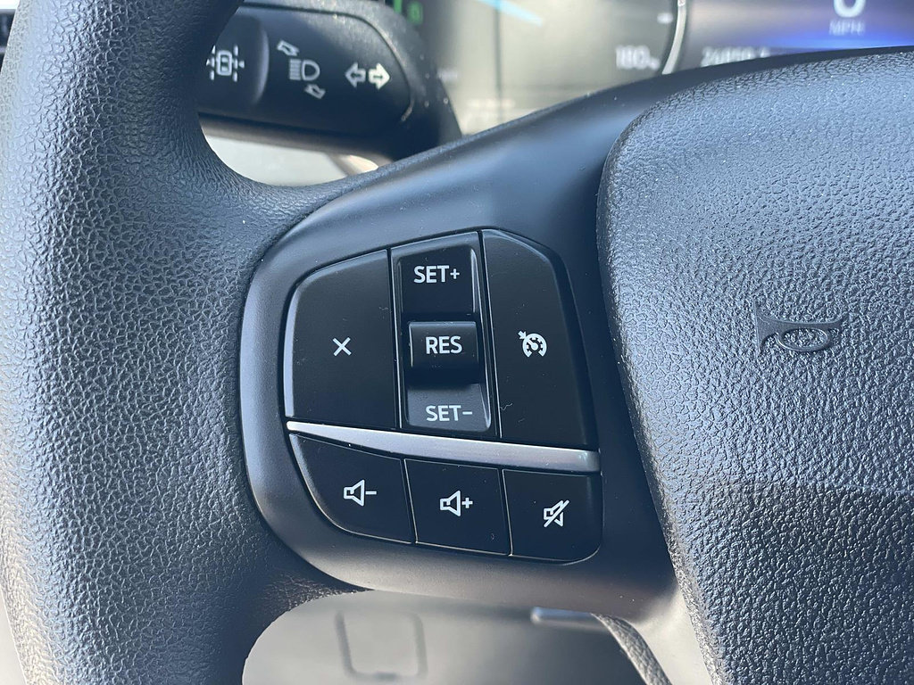 Certified 2022 Ford Escape SE FWD image 9