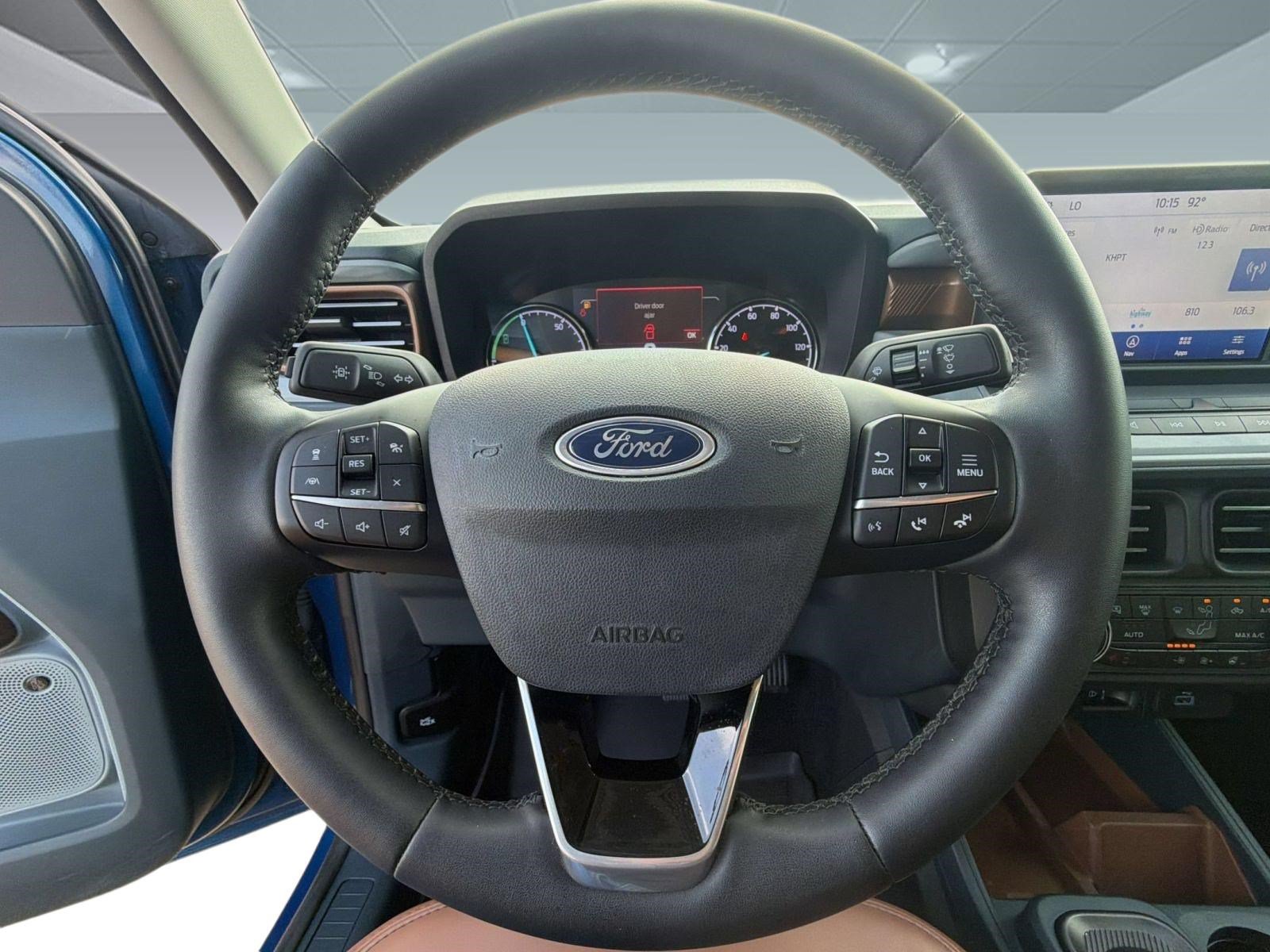 Certified 2024 Ford Maverick Lariat FWD image 11