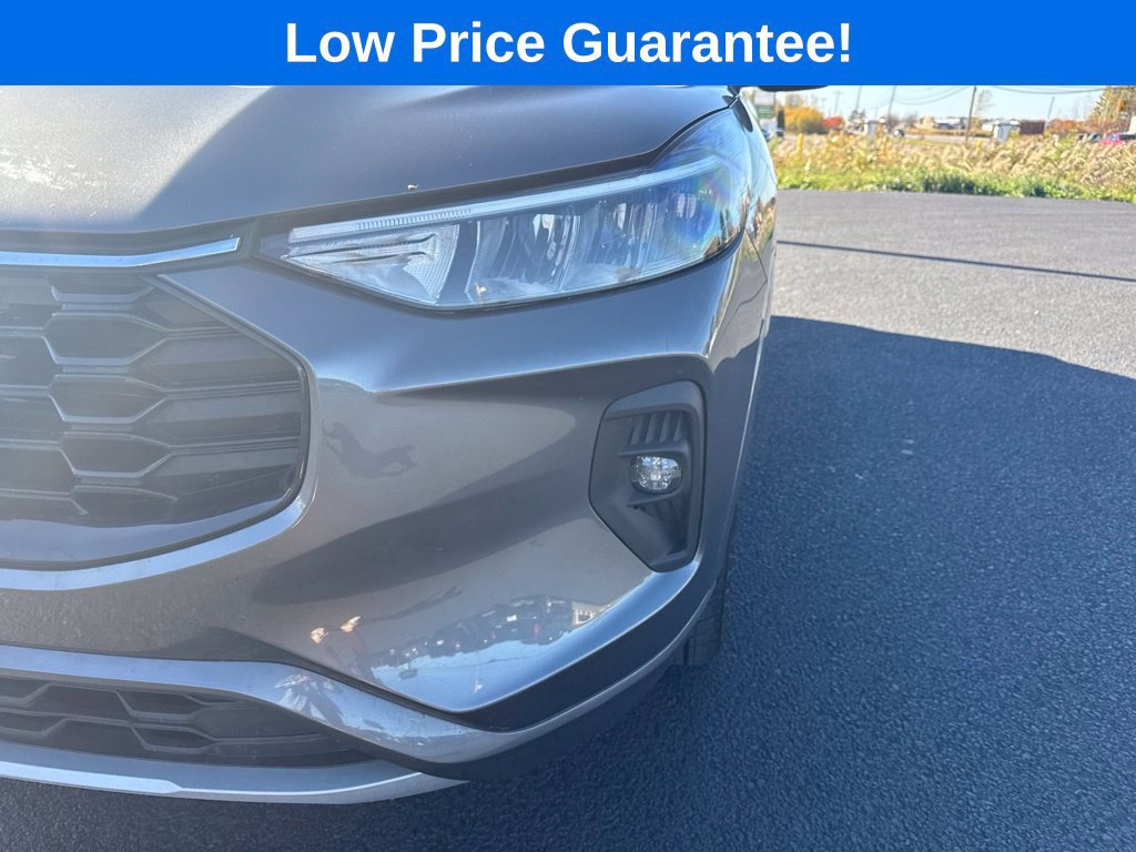 Certified 2023 Ford Escape ST-Line Select w/ Tech Pack #1 AWD/4WD image 12