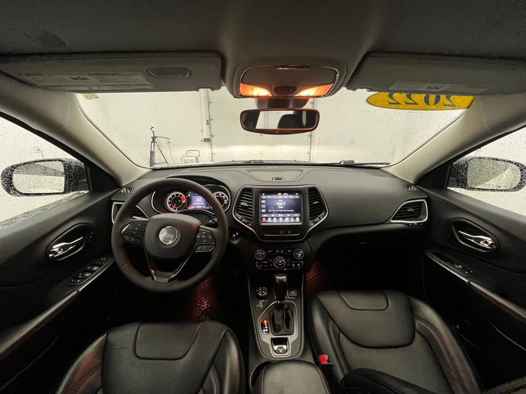 Used 2022 Jeep Cherokee Trailhawk w/ Premium Leather Package image 9