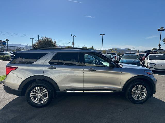 Certified 2023 Ford Explorer XLT w/ Equipment Group 202A RWD image 4