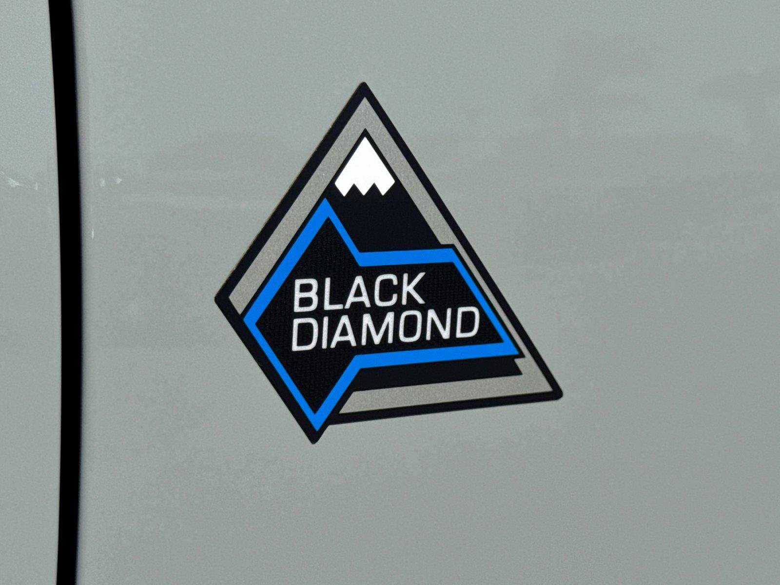 Certified 2024 Ford Bronco Black Diamond AWD/4WD image 8