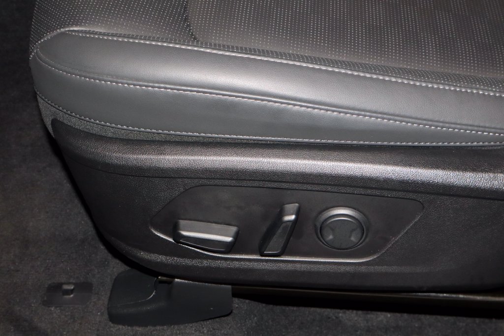 Used 2026 Kia Sorento S FWD image 24