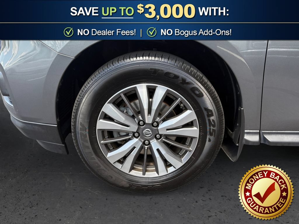 Used 2019 Nissan Pathfinder SV w/ Cargo Package FWD image 13
