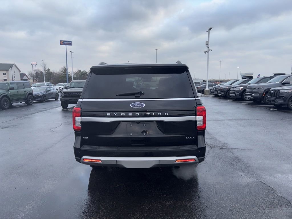 Certified 2023 Ford Expedition Max XLT image 7