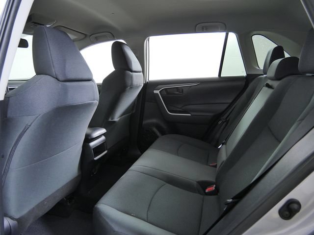 Used 2021 Toyota RAV4 LE w/ Carpet Mat Package (TMS) FWD image 15