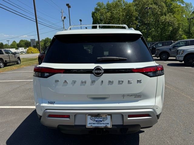 Used 2023 Nissan Pathfinder Platinum AWD/4WD image 7