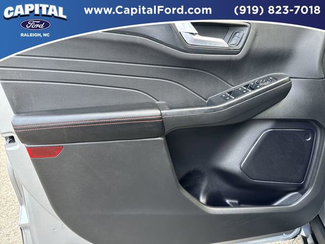Certified 2024 Ford Escape ST-Line w/ Tech Pack #1 AWD/4WD image 19