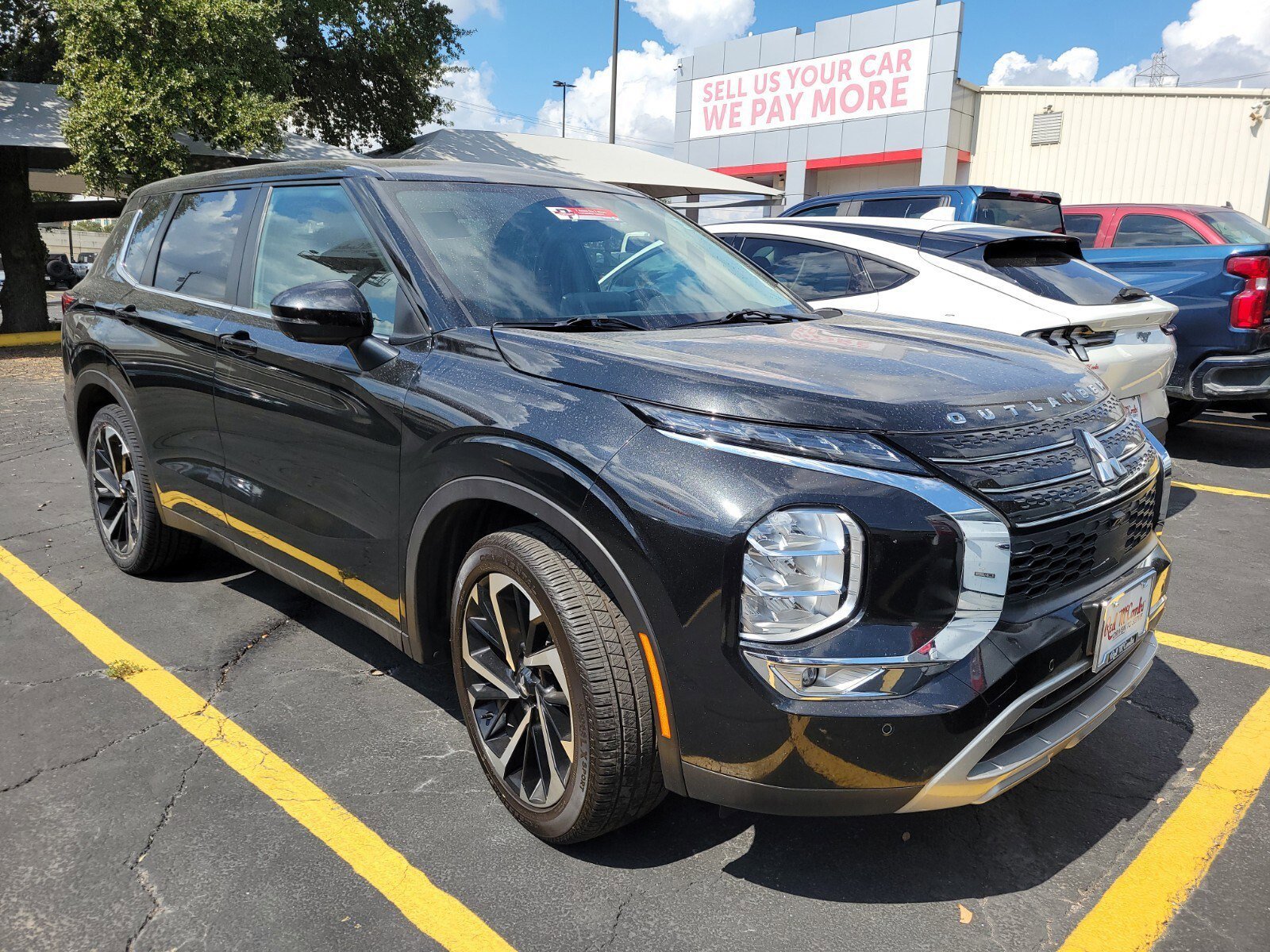 Used 2024 Mitsubishi Outlander SE
