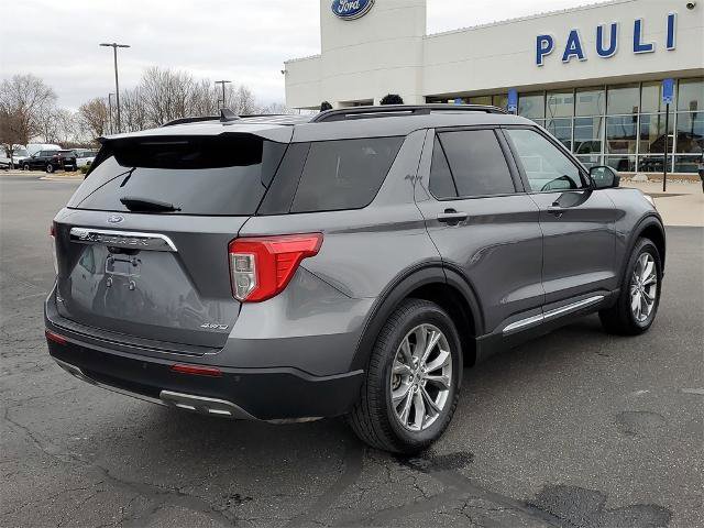 Certified 2021 Ford Explorer XLT w/ Equipment Group 202A image 4