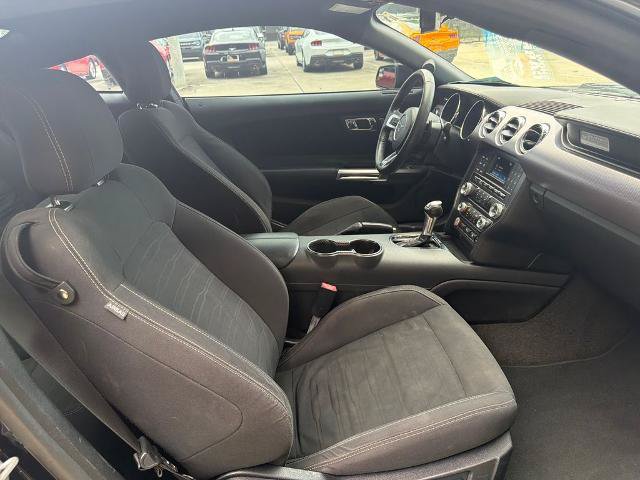 Certified 2017 Ford Mustang Coupe RWD image 26