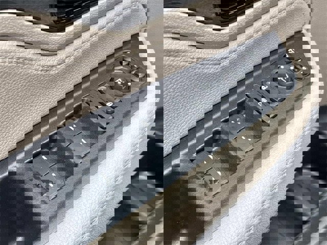 Used 2023 Honda Odyssey Elite image 25