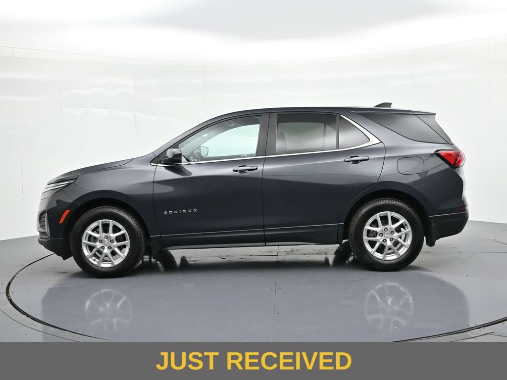 Used 2022 Chevrolet Equinox LT w/ Driver Convenience Package AWD/4WD image 9