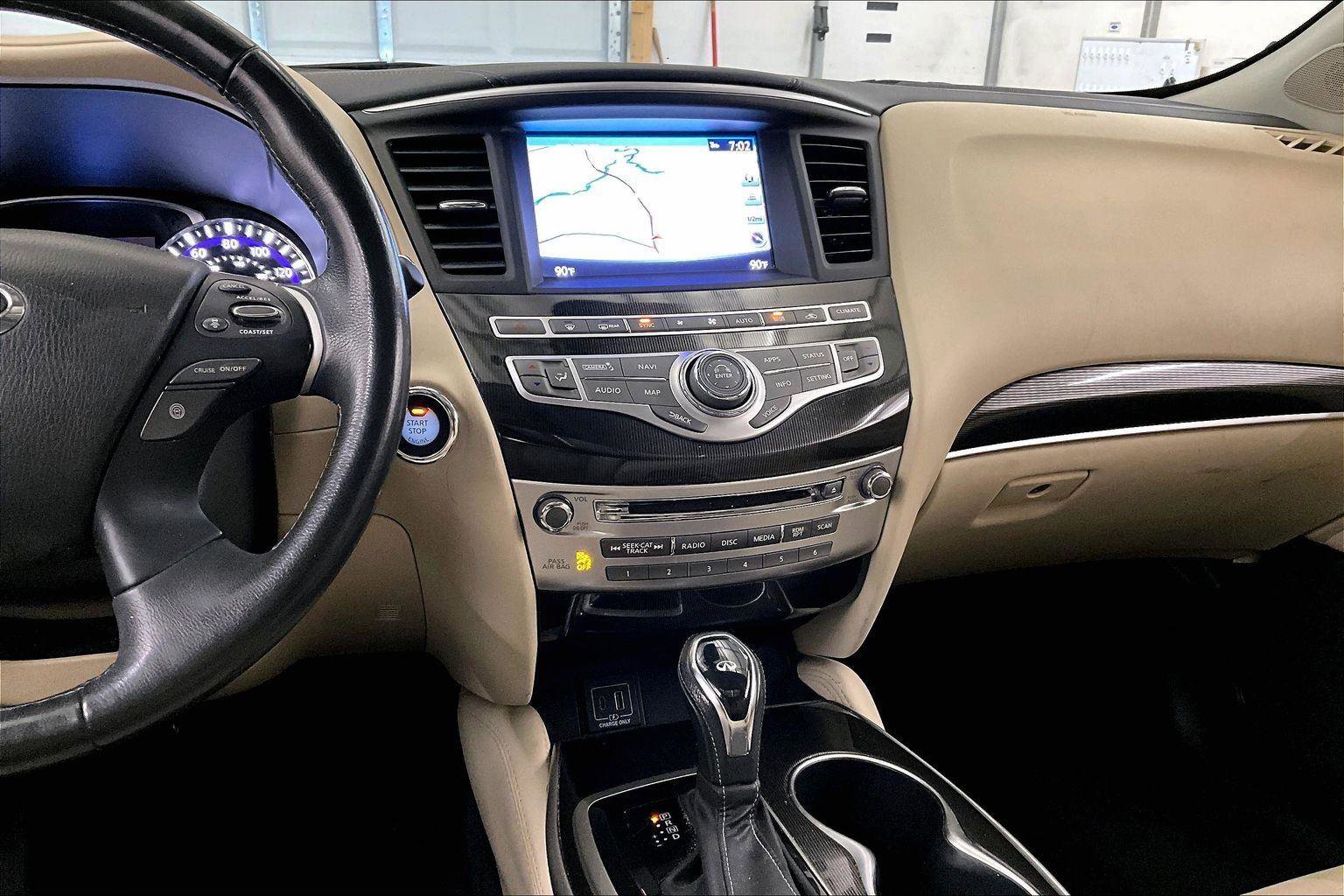 Used 2019 INFINITI QX60 Luxe w/ Essential Package image 6