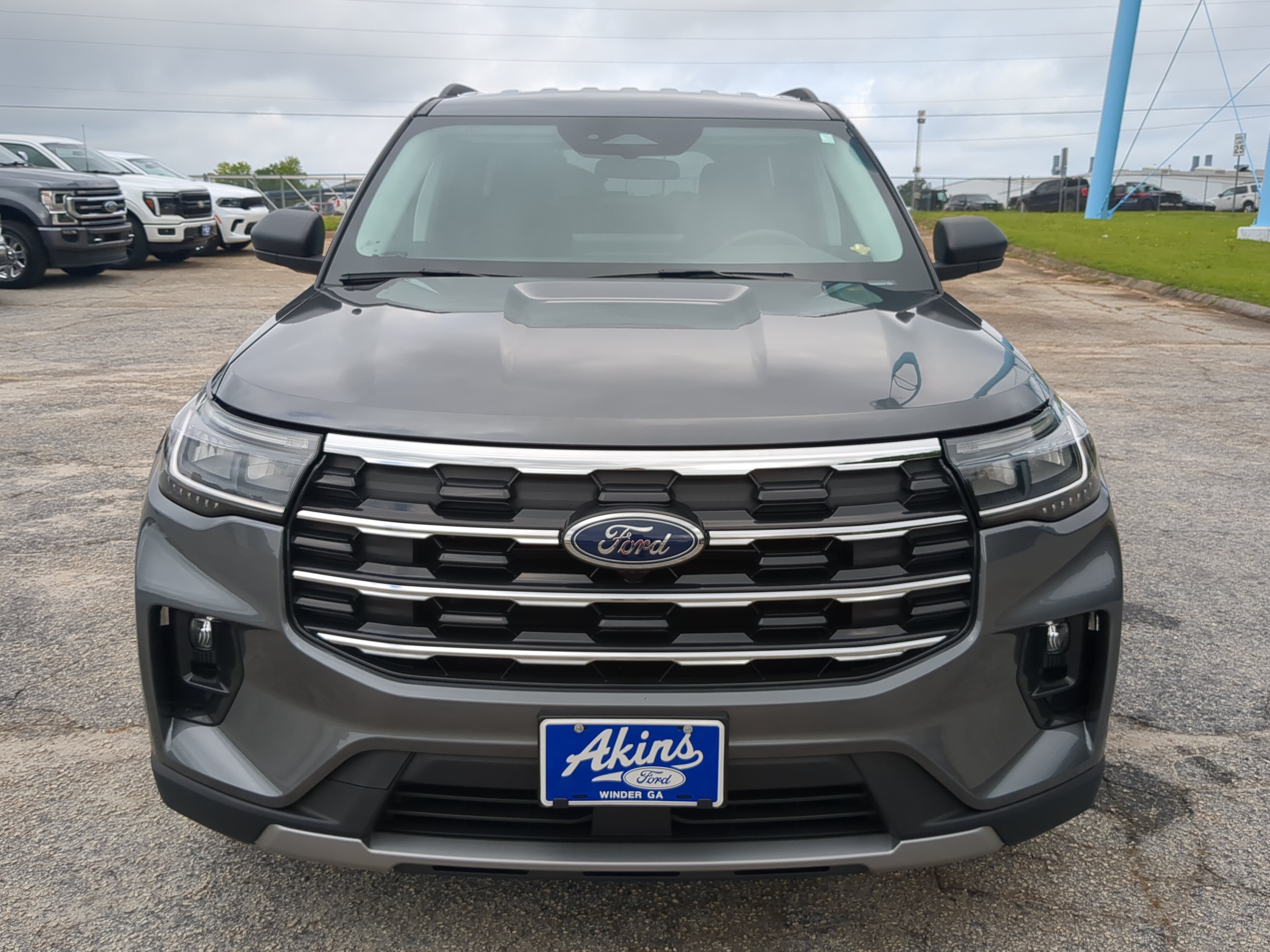 Certified 2025 Ford Explorer Active w/ Active Comfort Package RWD image 7