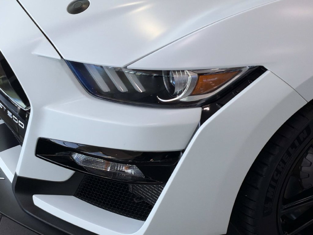 Certified 2022 Ford Mustang Shelby GT500 w/ Technology Package RWD image 10
