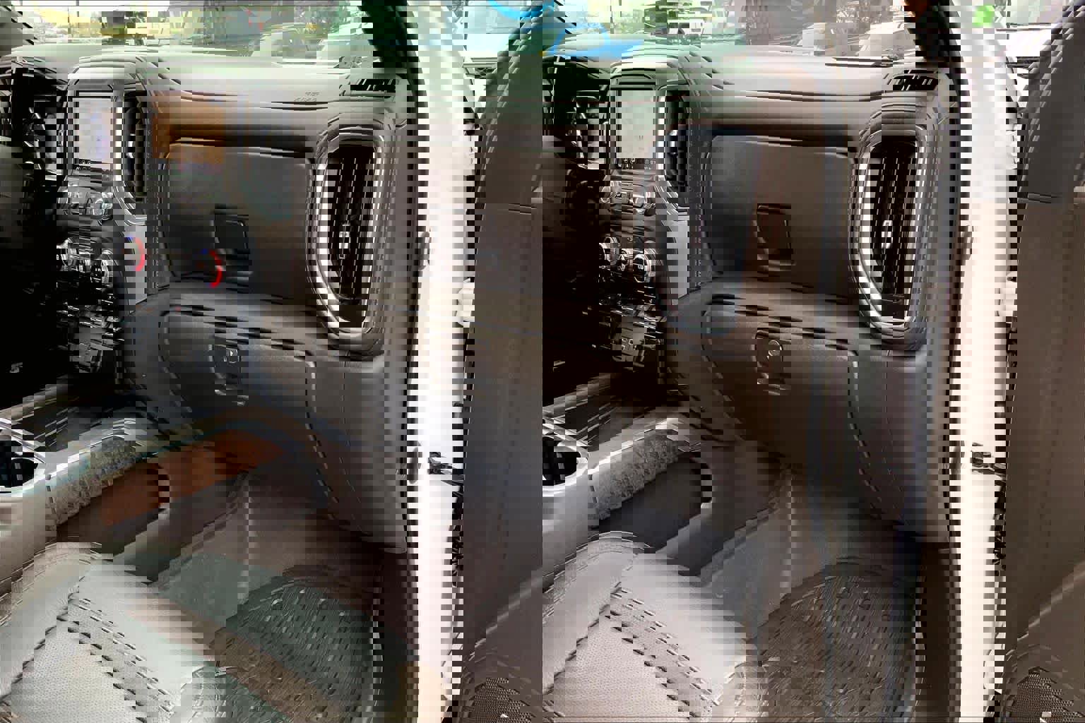 Used 2020 GMC Sierra 1500 Denali w/ Denali Ultimate Package image 17