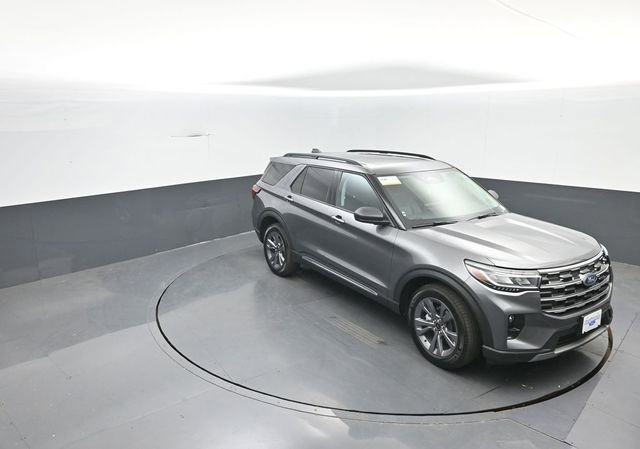 Certified 2025 Ford Explorer Active w/ Active Comfort Package AWD/4WD image 25