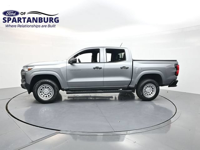 Used 2025 Chevrolet Colorado W/T RWD image 4