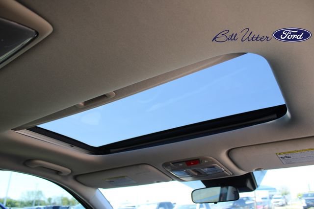 Used 2024 Kia Telluride S w/ S Sunroof Package FWD image 17