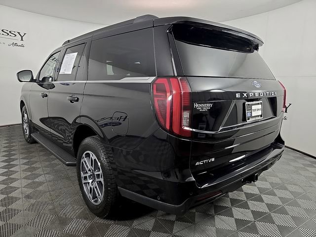 Certified 2025 Ford Expedition Active AWD/4WD image 7