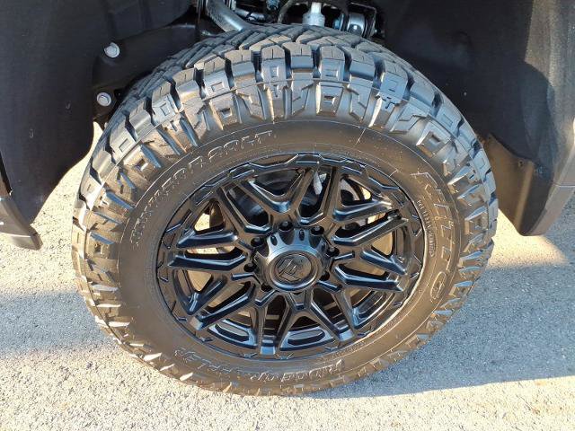 Used 2025 Chevrolet Silverado 2500 LT w/ Trail Boss Package AWD/4WD image 6