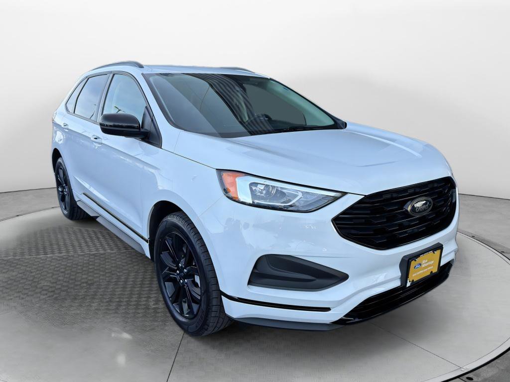 Certified 2023 Ford Edge SE w/ Black Appearance Package AWD/4WD image 1