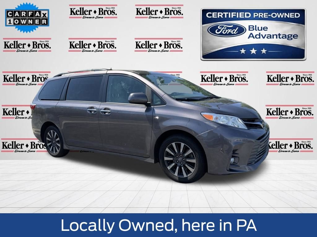Used 2019 Toyota Sienna XLE w/ XLE Navigation Package