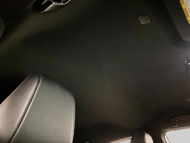 Used 2024 Toyota Venza XLE AWD/4WD image 21