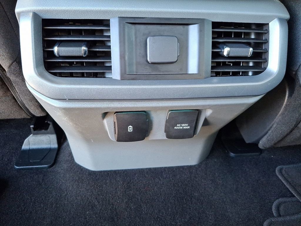 Certified 2022 Ford F150 XLT w/ Equipment Group 302A High image 11