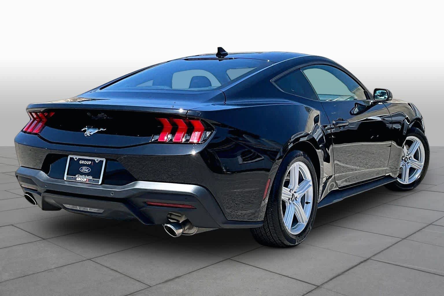 Certified 2026 Ford Mustang Premium RWD image 7