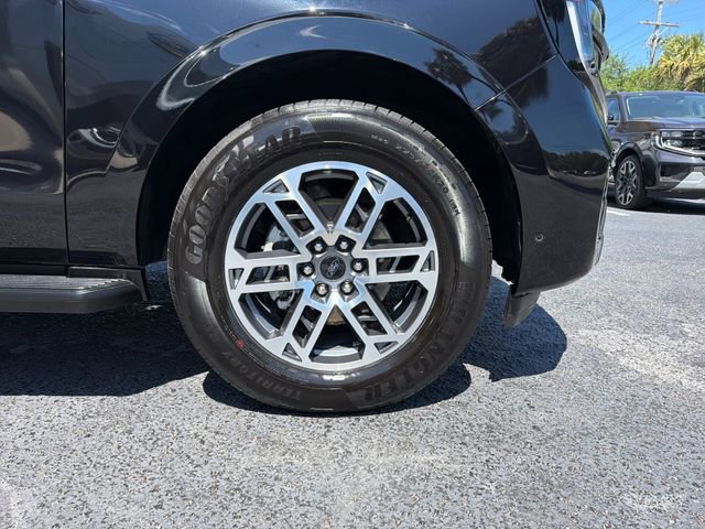 Certified 2025 Ford Expedition Active RWD image 31