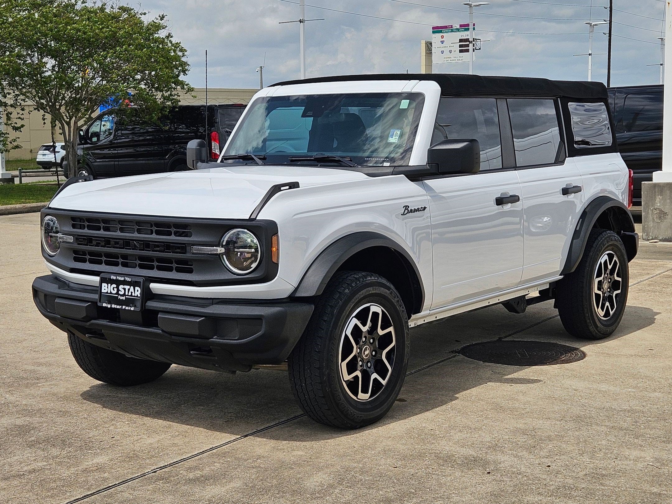 Certified 2022 Ford Bronco 4-Door AWD/4WD image 10