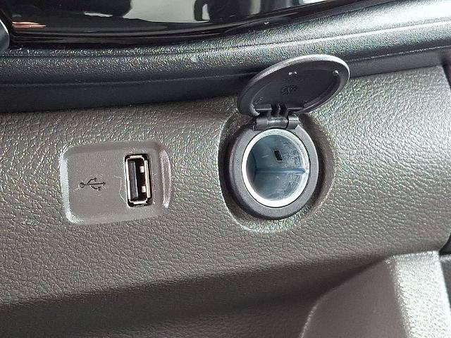 Certified 2024 Ford Transit 350 XLT RWD image 26