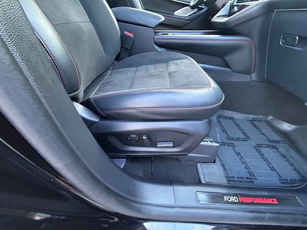 Certified 2025 Ford Explorer ST AWD/4WD image 27