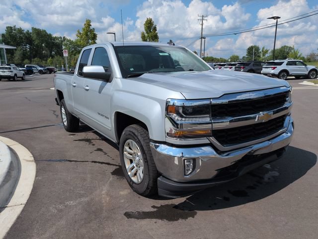 Used 2018 Chevrolet Silverado 1500 LT w/ All Star Edition AWD/4WD image 7
