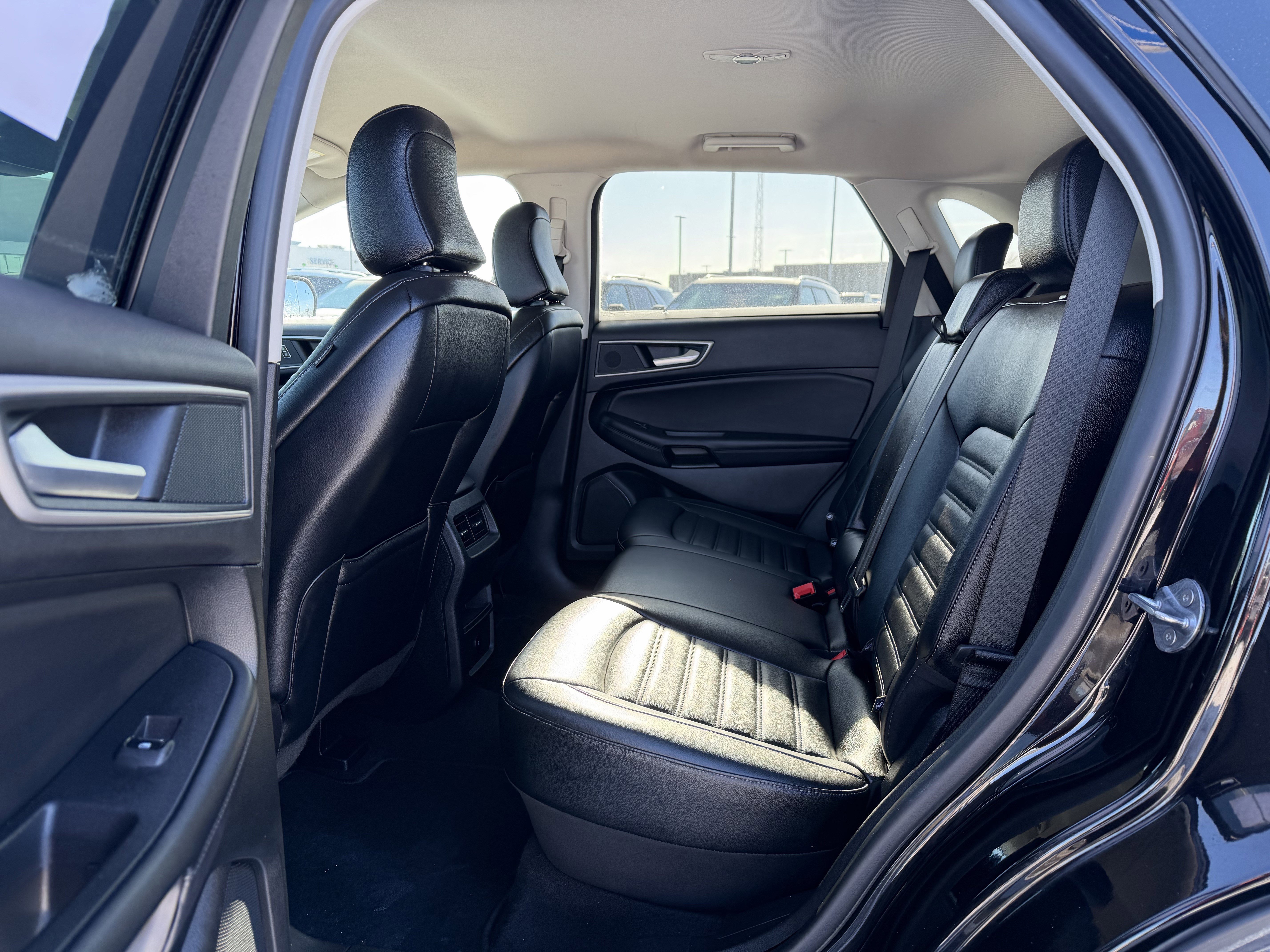 Certified 2024 Ford Edge SEL image 19