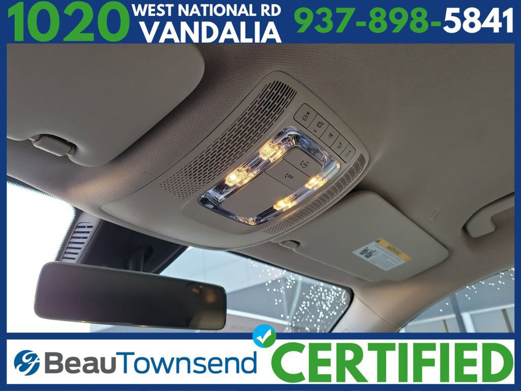 Used 2023 Mercedes-Benz GLB 250 GLB 250 image 30