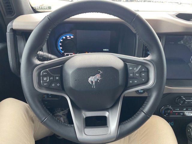 Certified 2024 Ford Bronco Wildtrak image 10