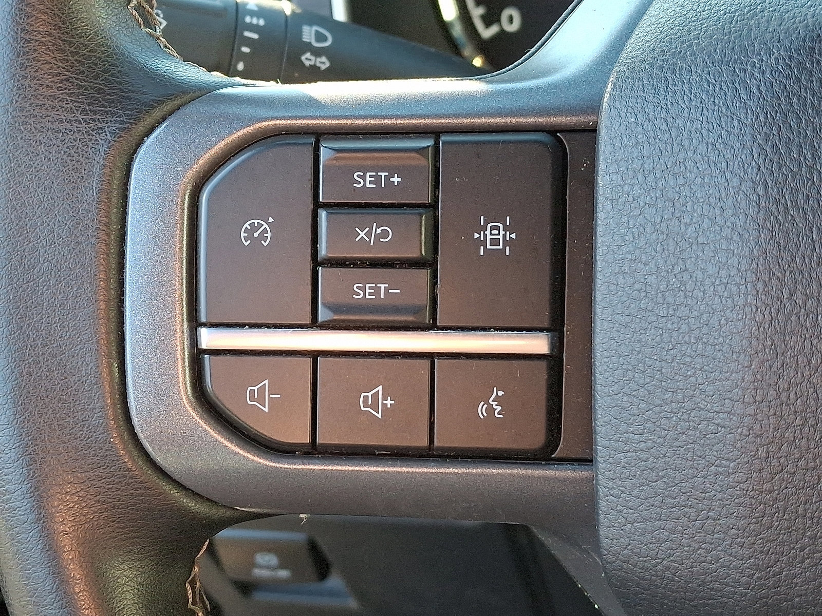 Certified 2023 Ford F150 XLT w/ Equipment Group 302A High image 22