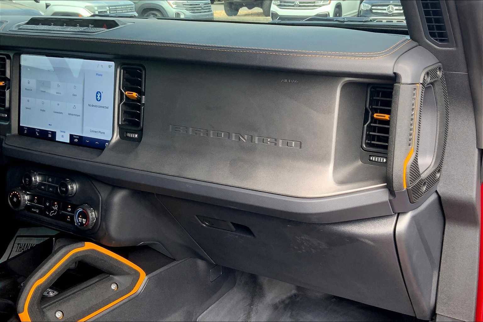 Certified 2024 Ford Bronco Badlands image 17