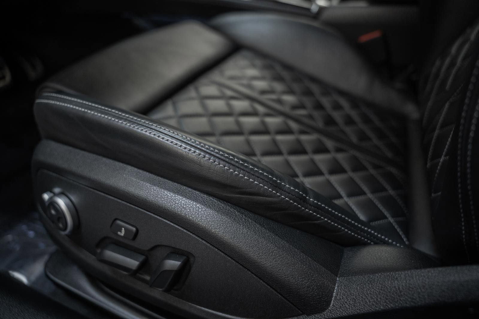 Used 2024 Audi S5 Premium Plus w/ Premium Plus Package image 43