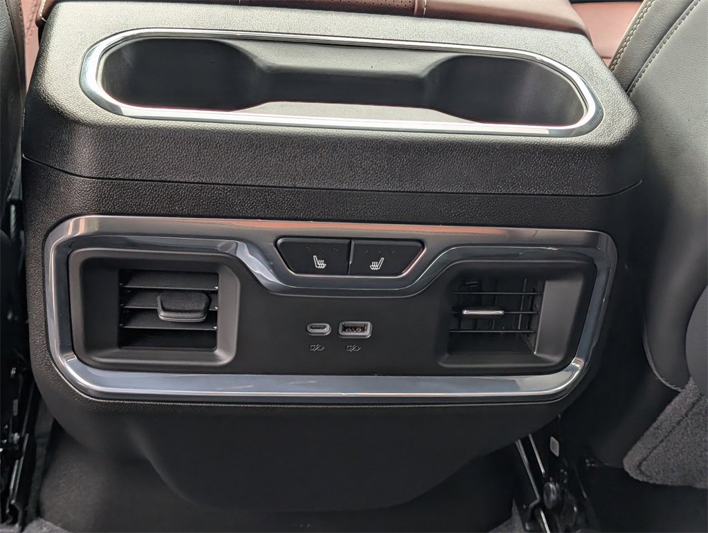 Used 2025 GMC Sierra 1500 Denali Ultimate image 15