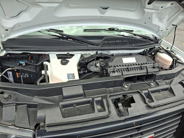 Used 2021 GMC Savana 3500 w/ Power Convenience Package RWD image 25