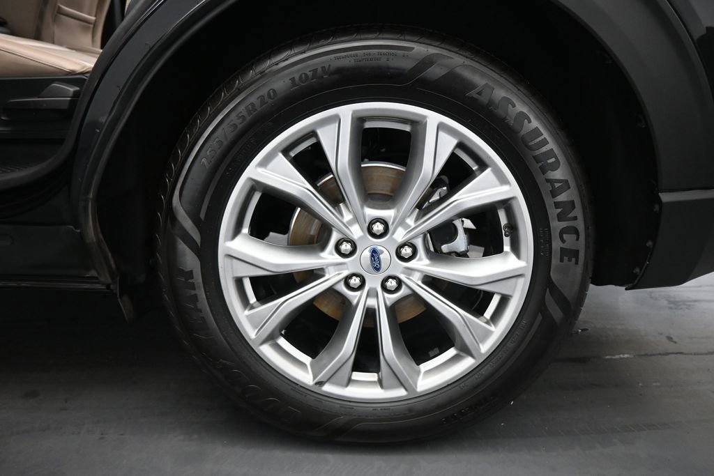 Certified 2021 Ford Explorer Limited w/ Equipment Group 301A RWD image 25