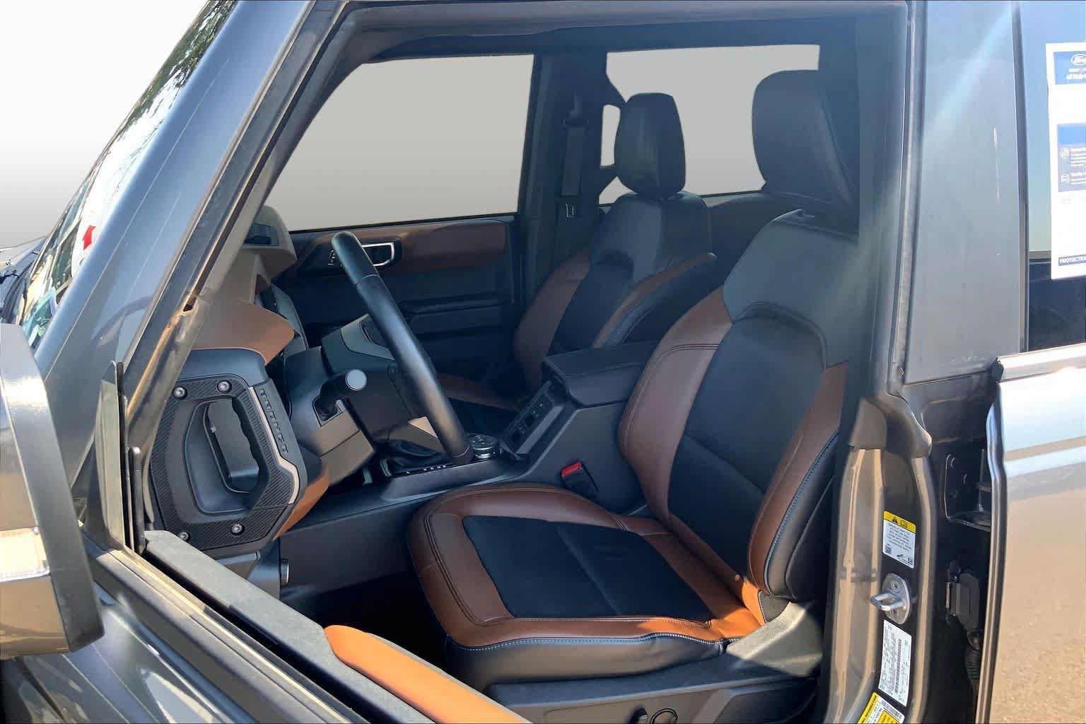 Certified 2024 Ford Bronco Outer Banks AWD/4WD image 8