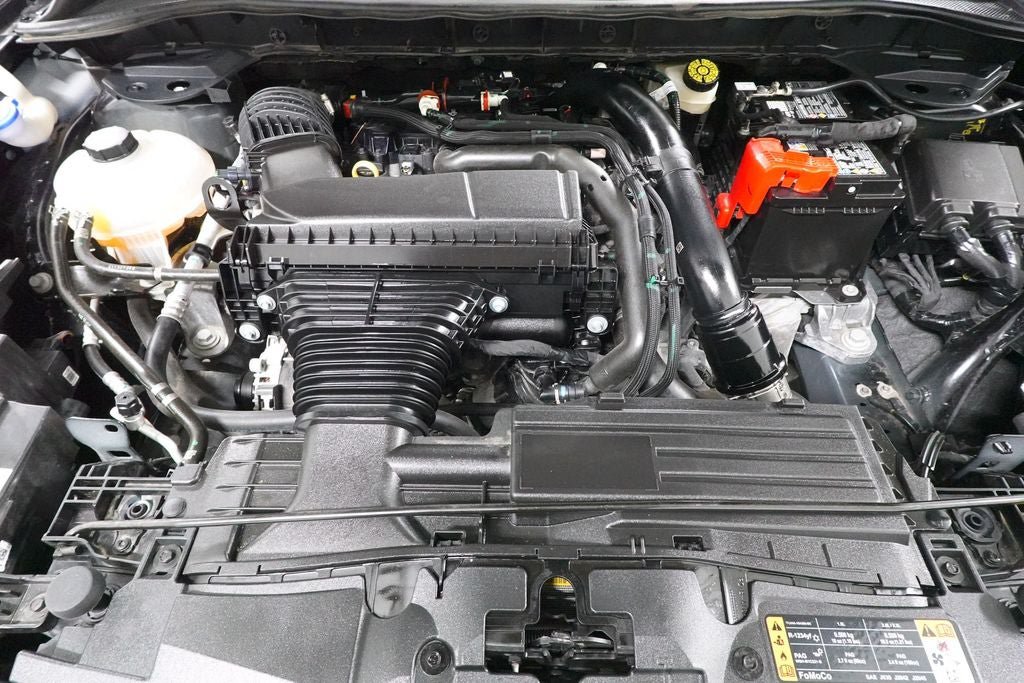 Certified 2025 Ford Escape Platinum AWD/4WD image 36